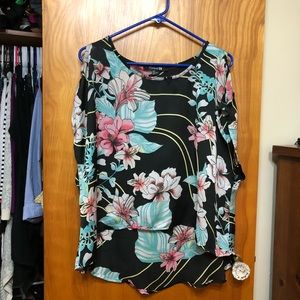 Floral cold shoulder shirt
